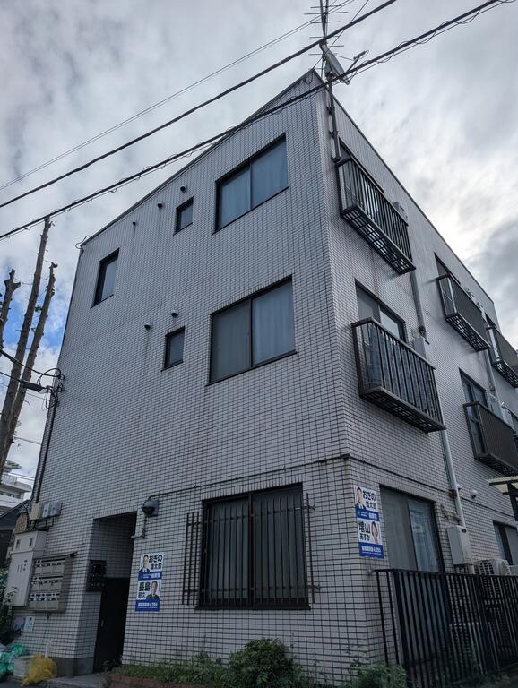 YOUCORPの外観写真