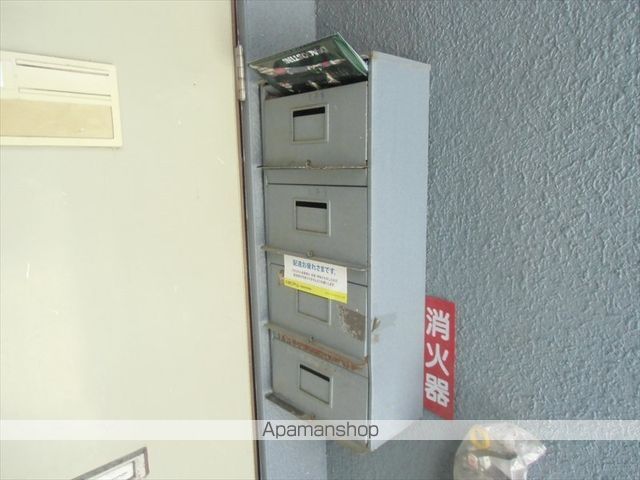 地下鉄東豊線 月寒中央駅 徒歩9分 2階建 築44年の外観写真