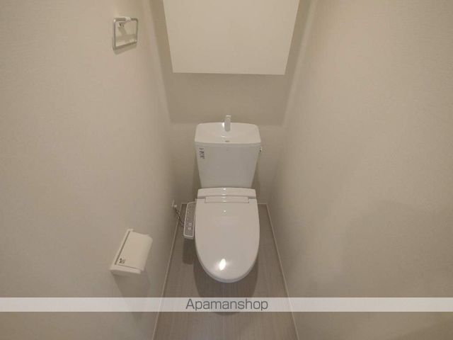 地下鉄鶴舞線 荒畑駅 徒歩2分 3階建 築8年のトイレ写真