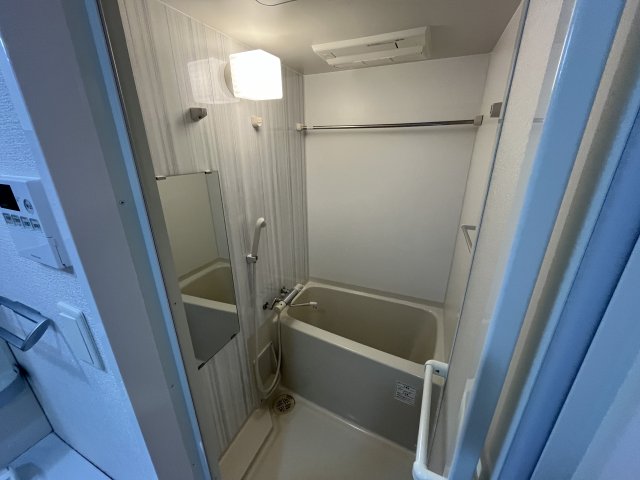 S-RESIDENCE新大阪WESTの風呂写真