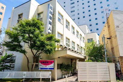 病院　医療法人吉尾産婦人科（病院）まで1042m