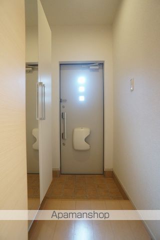 グラシアスの玄関写真