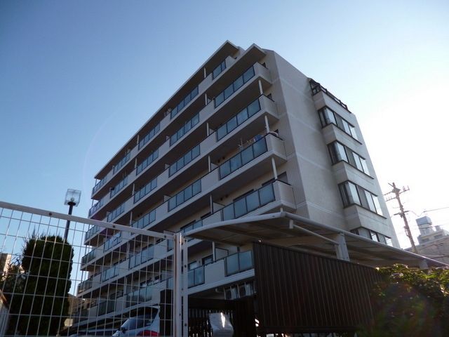 その他　～1階がローソンって便利ですよね～