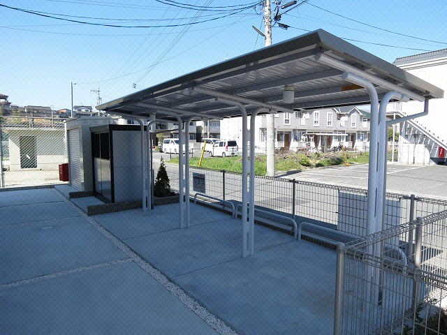 ＪＲ山陽本線 鴨方駅 徒歩15分 2階建 築12年の外観写真