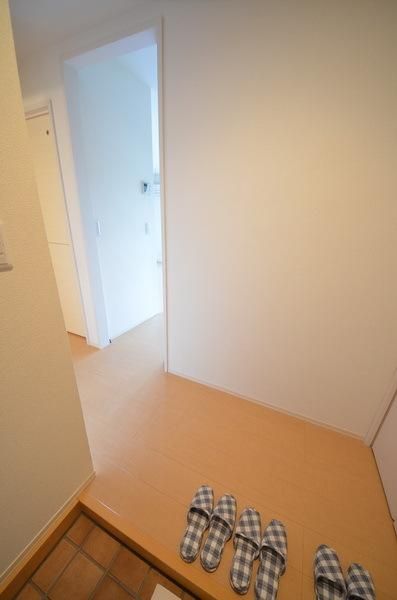 玄関　★お問い合わせはタウンハウジングまで★