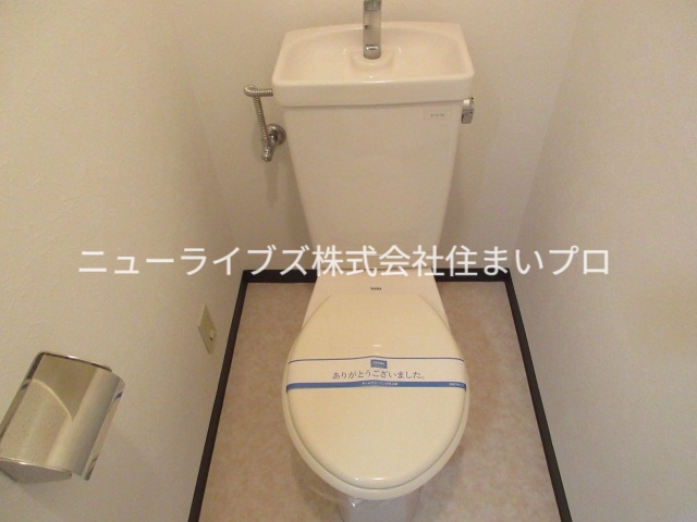 京阪本線 寝屋川市駅 徒歩14分 10階建 築32年のトイレ写真