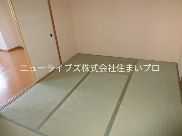 京阪本線 寝屋川市駅 徒歩14分 10階建 築32年の内装写真