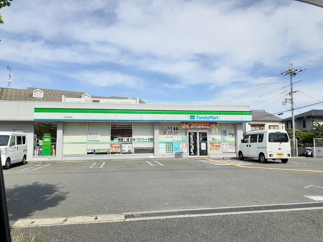 コンビニ　ファミリーマート伊丹稲野店（コンビニ）まで490m