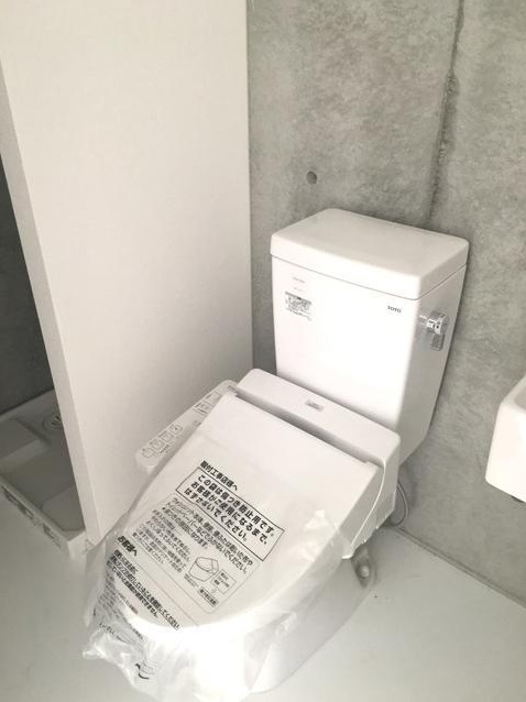 ユーレジデンスエビス 旧OAK SQUARE EBISUのトイレ写真