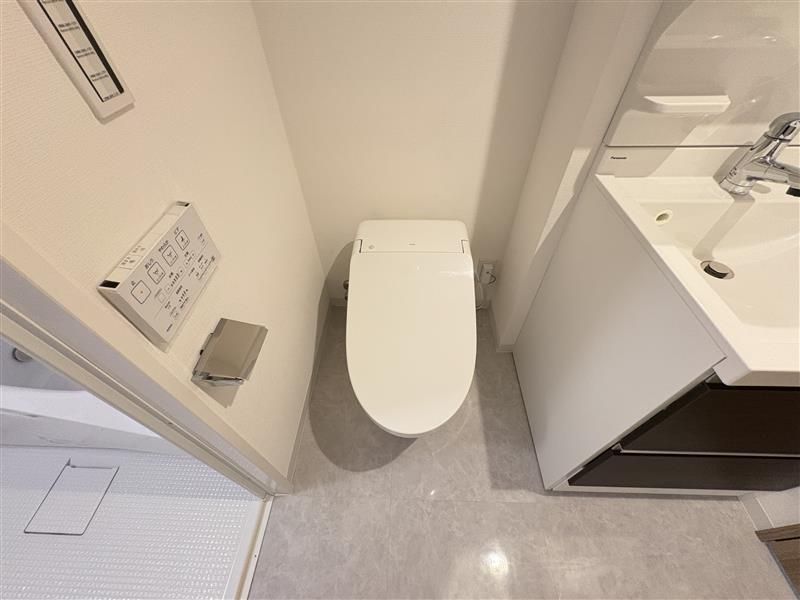 トイレ　落ち写真は同タイプ住居です。