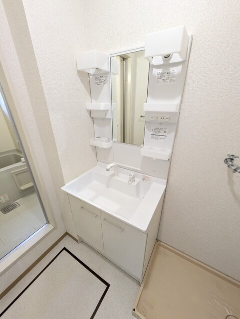 洗面設備　★★身支度に便利な洗面化粧台です♪★★
