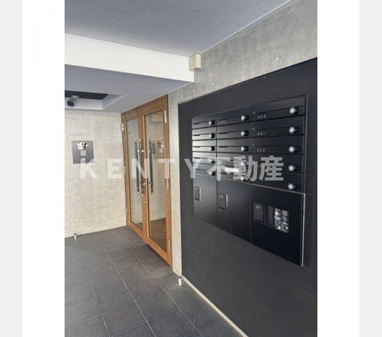 エントランス　建物の内部です
