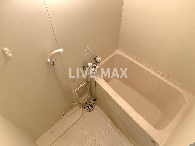 バス・シャワールーム　※別部屋のお写真になります