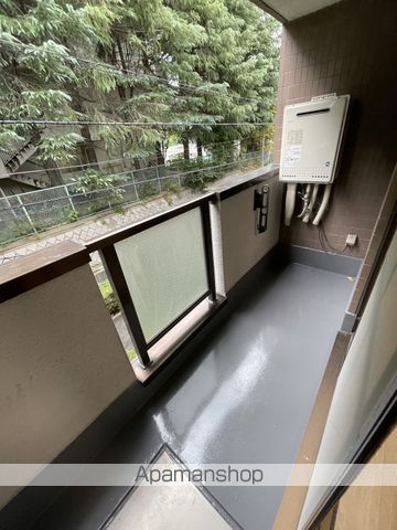 ＪＲ京浜東北線 北浦和駅 徒歩16分 3階建 築32年の内装写真