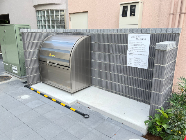 東武伊勢崎線 草加駅 徒歩8分 3階建 築5年の外観写真