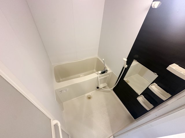 バス・シャワールーム　シンプルで機能的なユニットバスです！