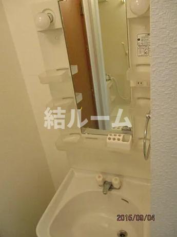 ＪＲ山手線 池袋駅 徒歩7分 2階建 築19年の内装写真