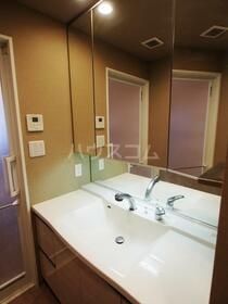 プレサンスレジェンド堺筋本町タワーの内装写真