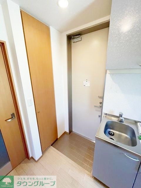 ブルーライン 中田駅 徒歩6分 2階建 築21年の玄関写真