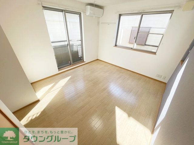 ブルーライン 中田駅 徒歩6分 2階建 築21年の居間写真