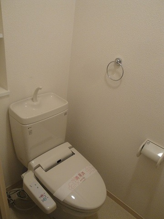 ラヴィ・ヌ-ヴォのトイレ写真