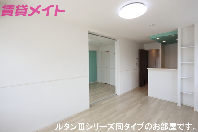 居室・リビング　同型タイプ画像