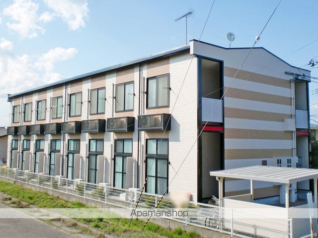 レオパレスYACの外観写真