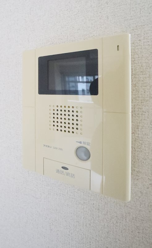 セキュリティ　モニター付きインターホン