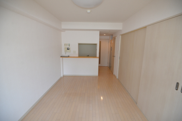 居室・リビング　写真は同マンション別のお部屋のものです