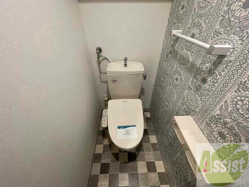 トイレ　トイレです。ウォシュレット付を探している方、おすすめです。