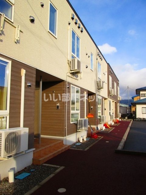 ＪＲ奥羽本線 赤湯駅 徒歩2分 2階建 築15年の外観写真
