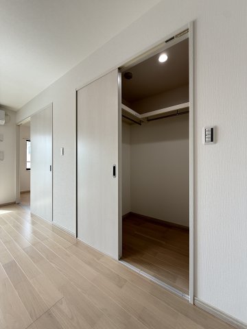 ウェルスクエア万代東の内装写真