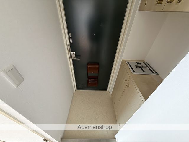 阪急神戸線 園田駅 徒歩19分 4階建 築43年の玄関写真