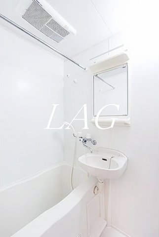 バス・シャワールーム　お風呂です。