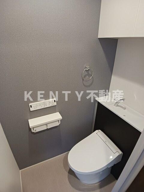 トイレ　ゆったりとした空間のトイレです
