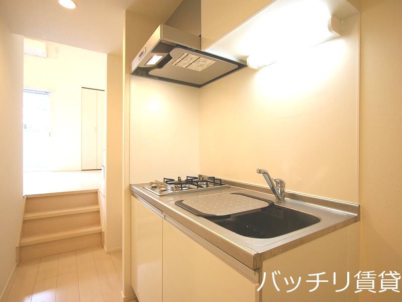 キッチン　同型タイプの為、現状を優先致します。