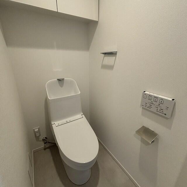 トイレ　※写真は同タイプ住戸です。