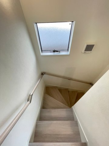 府中市緑町2丁目戸建の内装写真