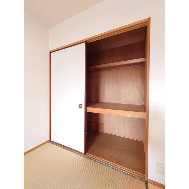 エクセレント高平の内装写真
