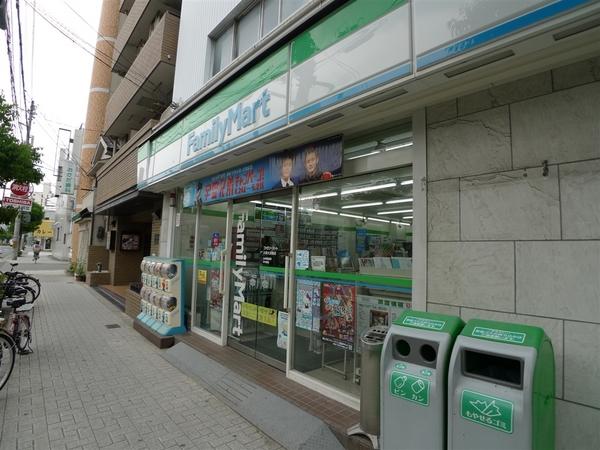 コンビニ　ファミリーマート六車大淀南店（コンビニ）まで360m