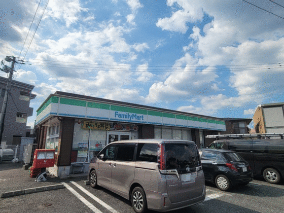 コンビニ　ファミリーマート熊本広木町店（コンビニ）まで500m