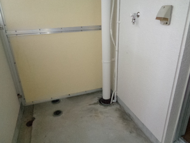 庭　洗濯機置場