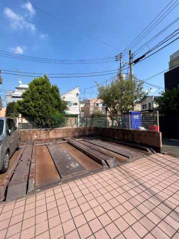 駐車場　グレース目白