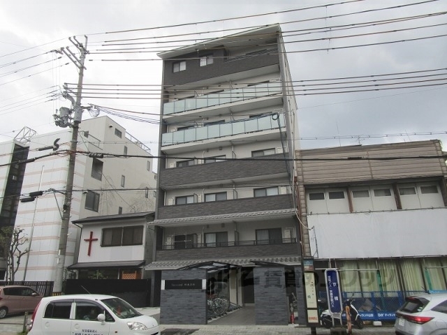 京都市伏見区京橋町のマンションの建物外観