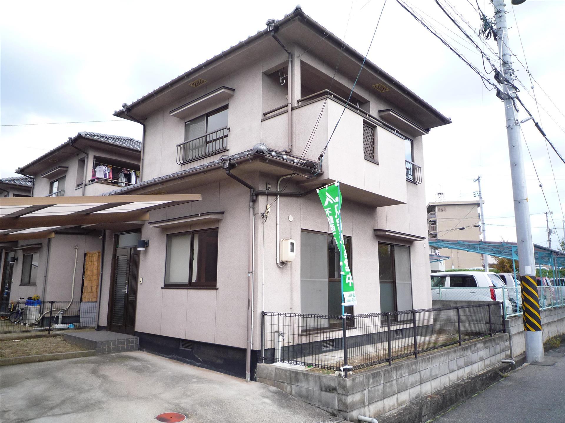 藤井ハイツ南蔵王-（棟により番地の建物外観