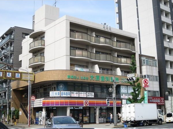 名古屋市中区大須のマンションの建物外観