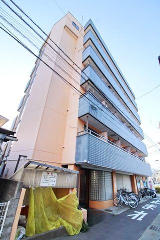 平塚市立野町のマンションの建物外観