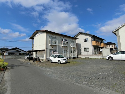 大津ハイツの建物外観