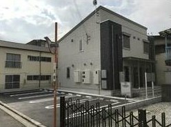 【姫路市増位本町のアパートの建物外観】