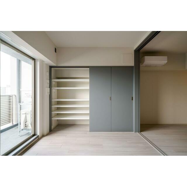 【ＡＲＴ　ＲＥＳＩＤＥＮＣＥ　ＩＮ　ＯｏＴＡＫＡーｎｏーＭＯＲＩの収納】